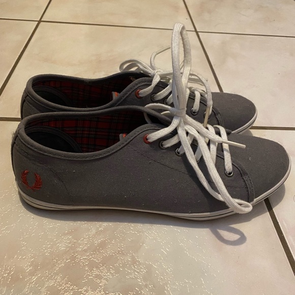 Fred Perry Sneakers - Picture 2 of 5